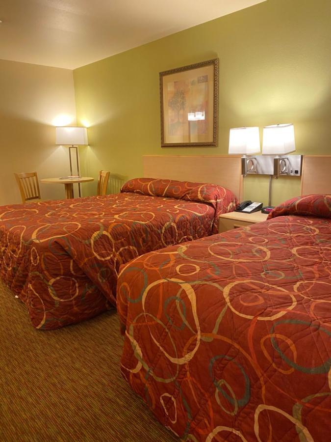 Bakers Sunset Bay Resort Lake Delton Экстерьер фото