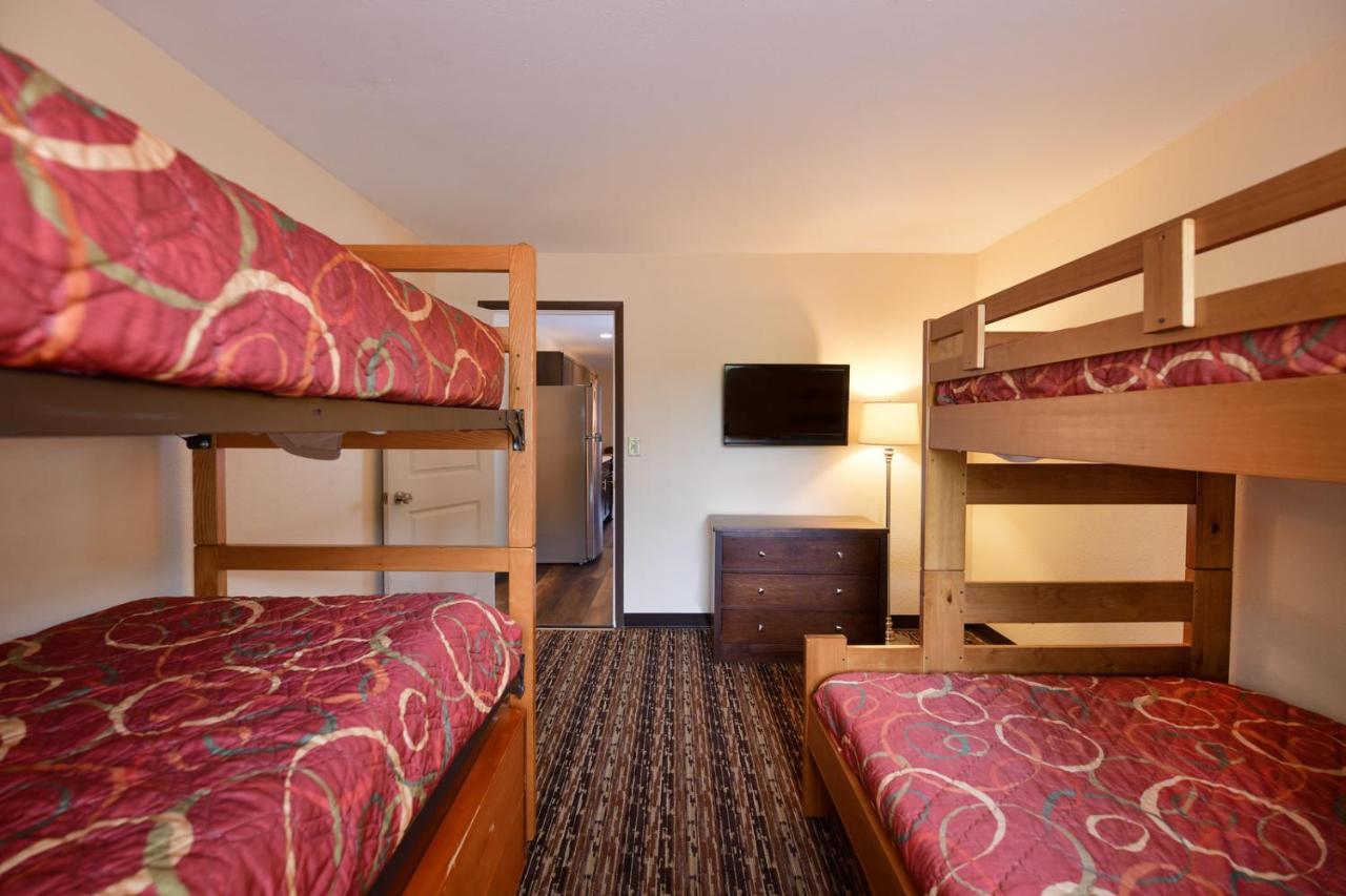 Bakers Sunset Bay Resort Lake Delton Экстерьер фото