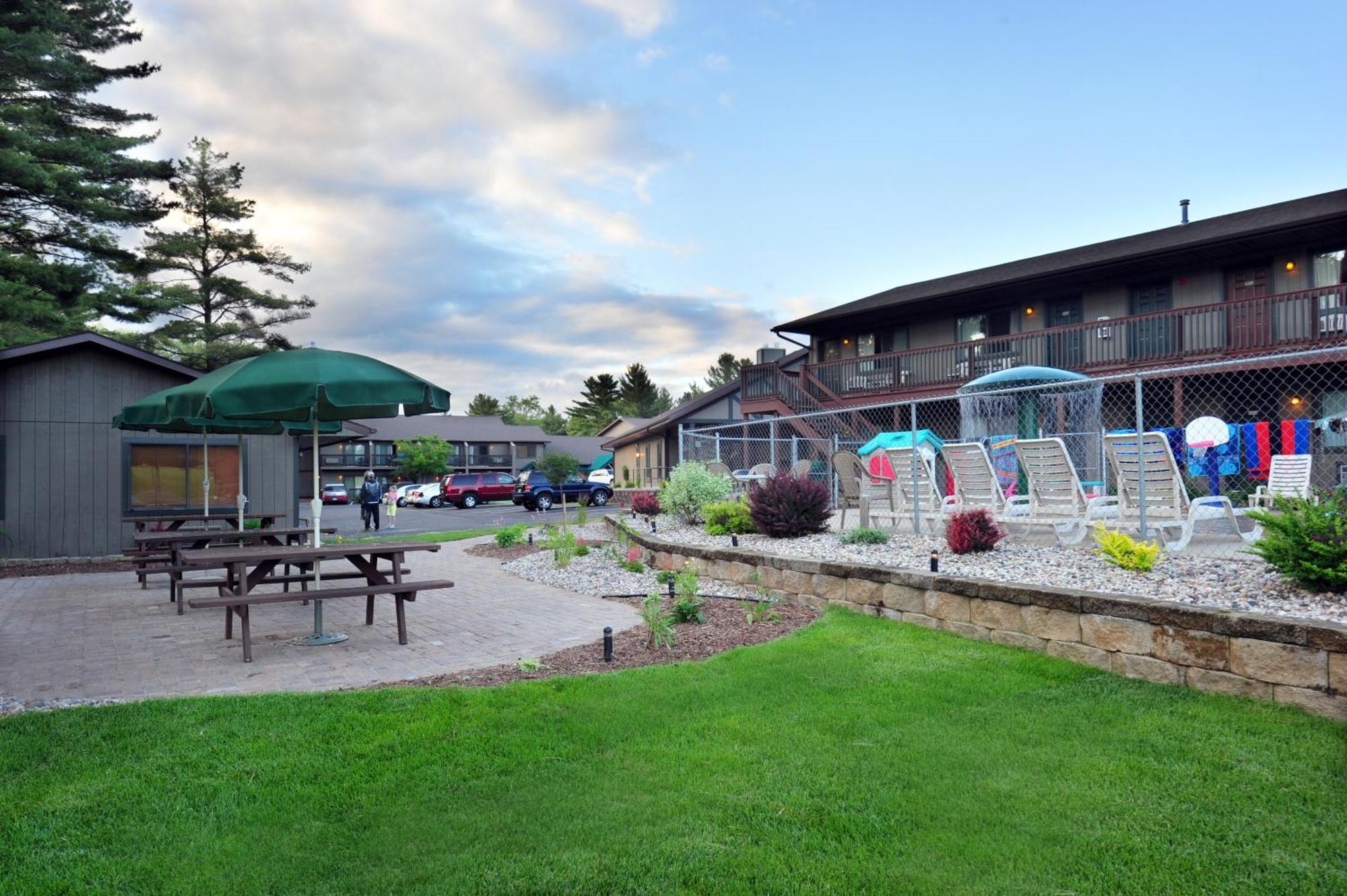 Bakers Sunset Bay Resort Lake Delton Экстерьер фото