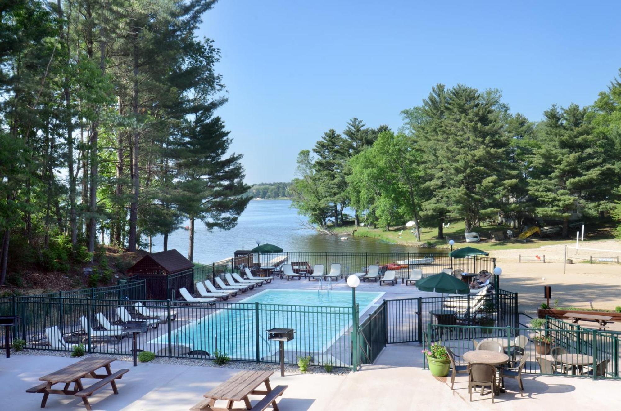 Bakers Sunset Bay Resort Lake Delton Экстерьер фото